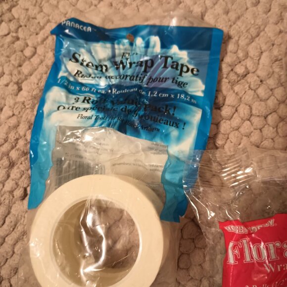 NEW lot of 9 rolls 1/2" floral tape - clear and green - Picture 2 of 3